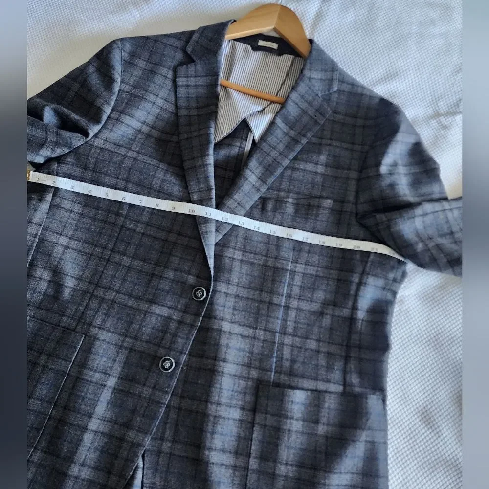 Peter Millar Gray And Blue Sport Coat with Notched Lapel Tag For Info Only